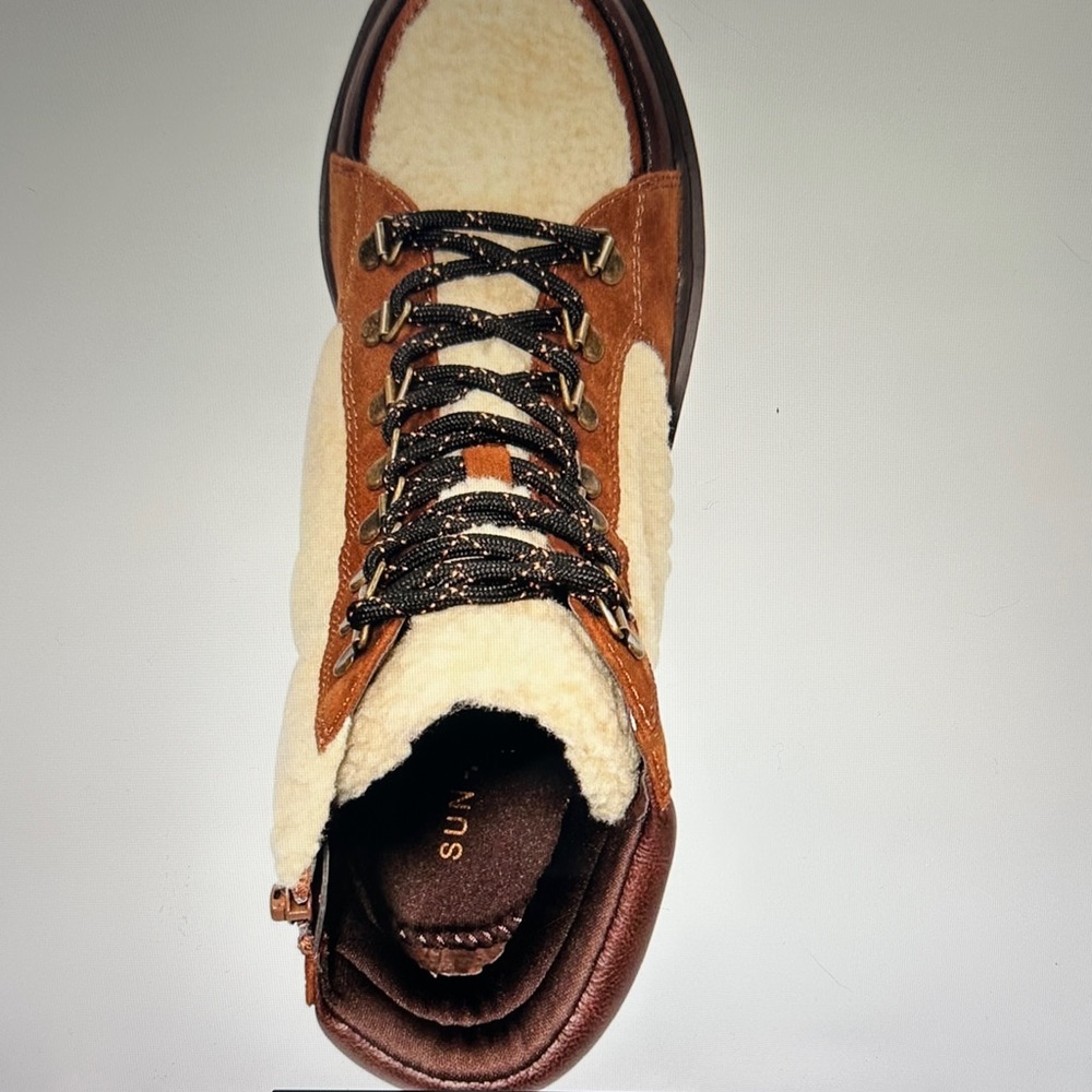 New in Box $100 Sun + Stone Women's Brown and Cream Lace-Up Combat Boots sz 7 - Picture 3 of 10